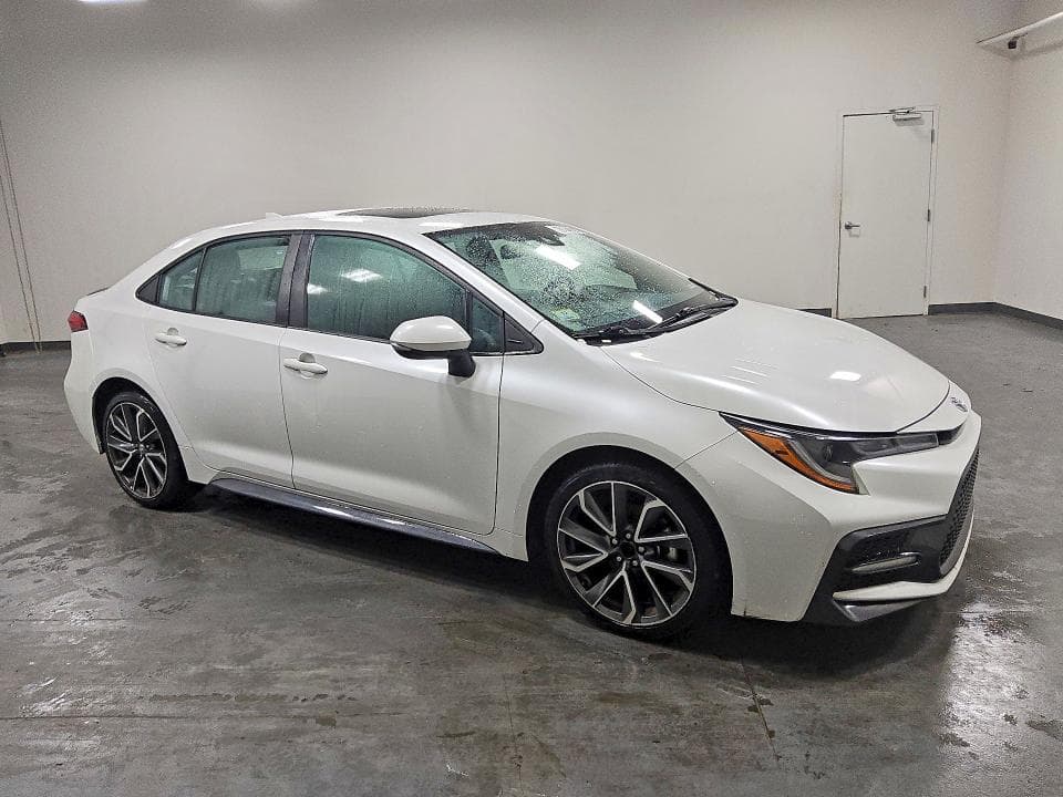 2022 TOYOTA COROLLA XSE 4