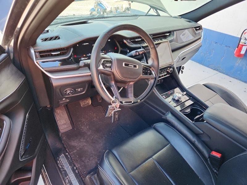 2022 JEEP GRAND CHEROKEE L OVERLAND 8