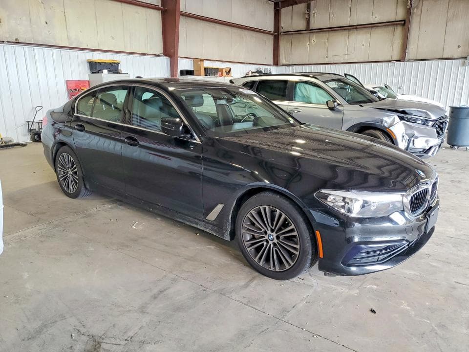 2019 BMW 530 XI 4