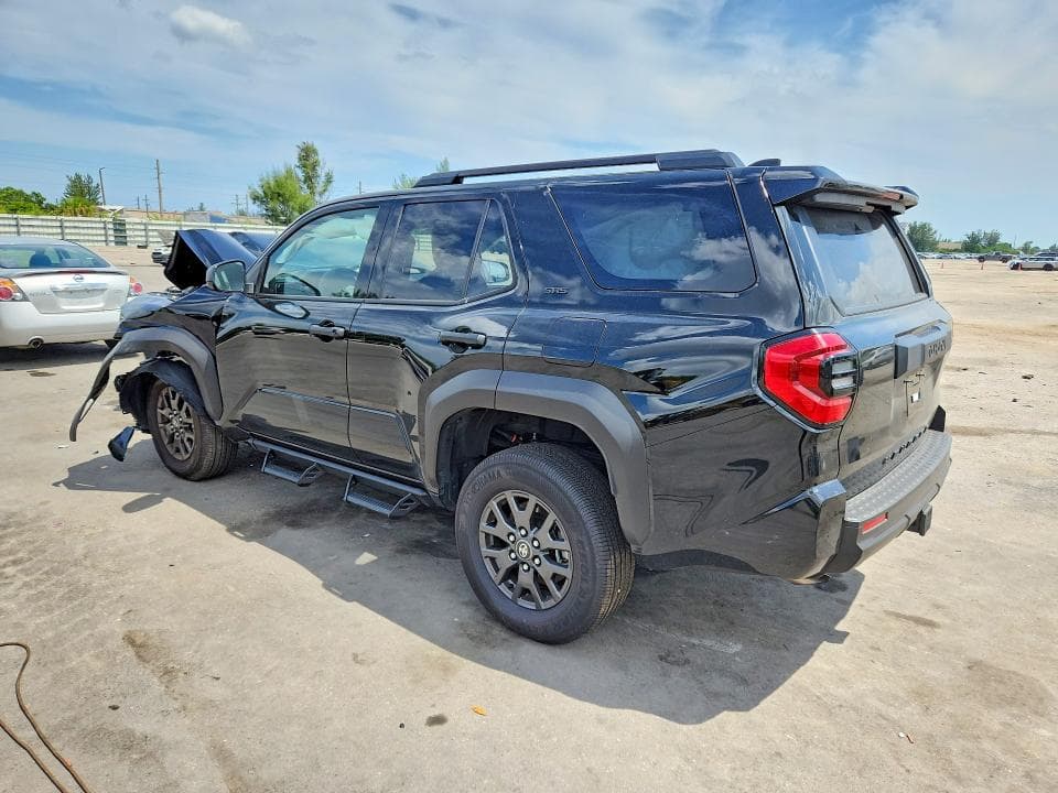 2026 TOYOTA 4RUNNER SR5 2