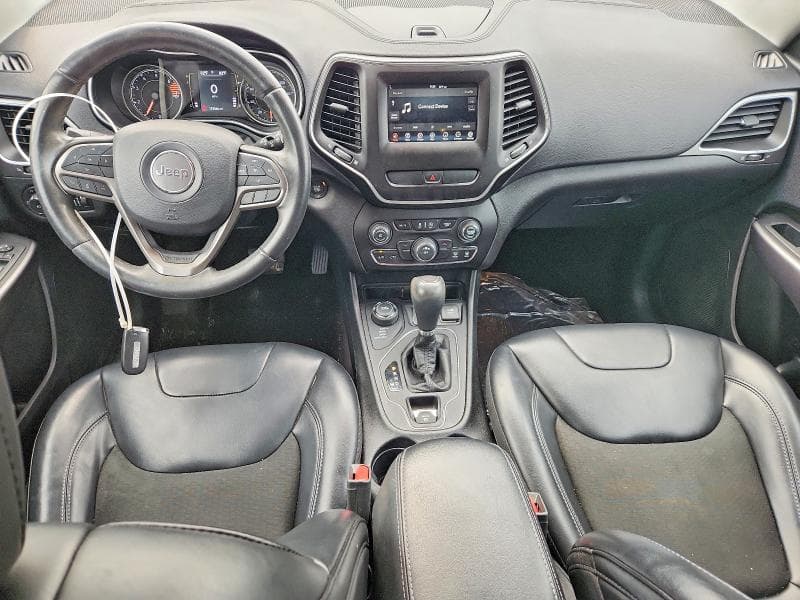 2019 JEEP CHEROKEE LATITUDE PLUS 8