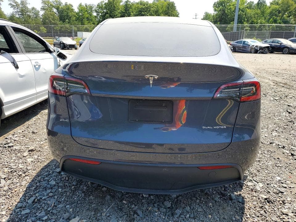 2023 TESLA MODEL Y 6