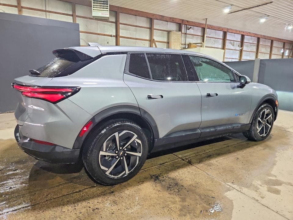 2025 CHEVROLET EQUINOX LT 3