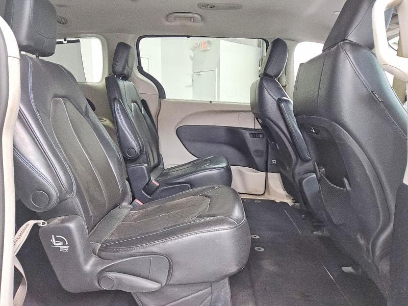 2021 CHRYSLER PACIFICA TOURING L 11