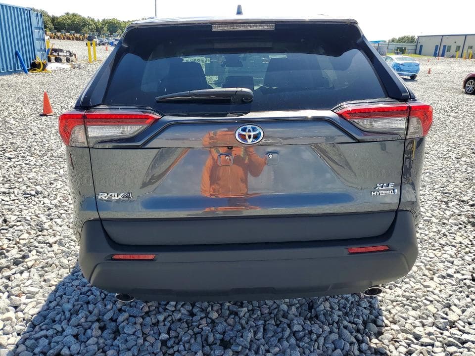 2024 TOYOTA RAV4 HYBRID XLE PREMIUM 6