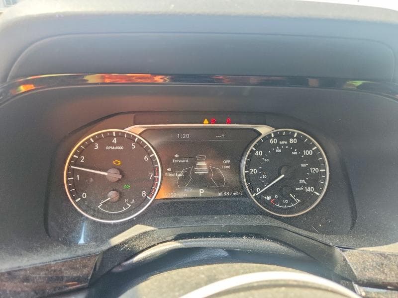 2024 NISSAN PATHFINDER SL 9