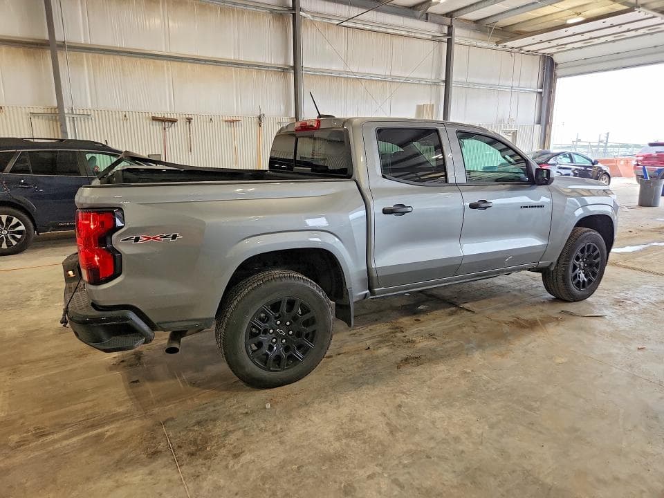 2025 CHEVROLET COLORADO 3