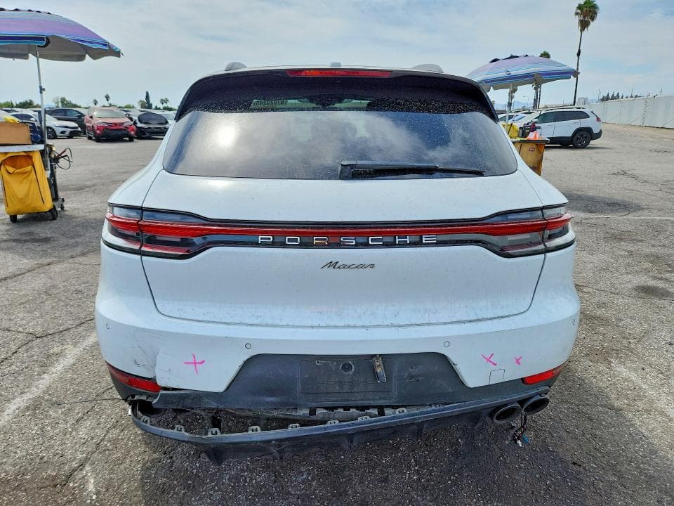 2020 PORSCHE MACAN 6