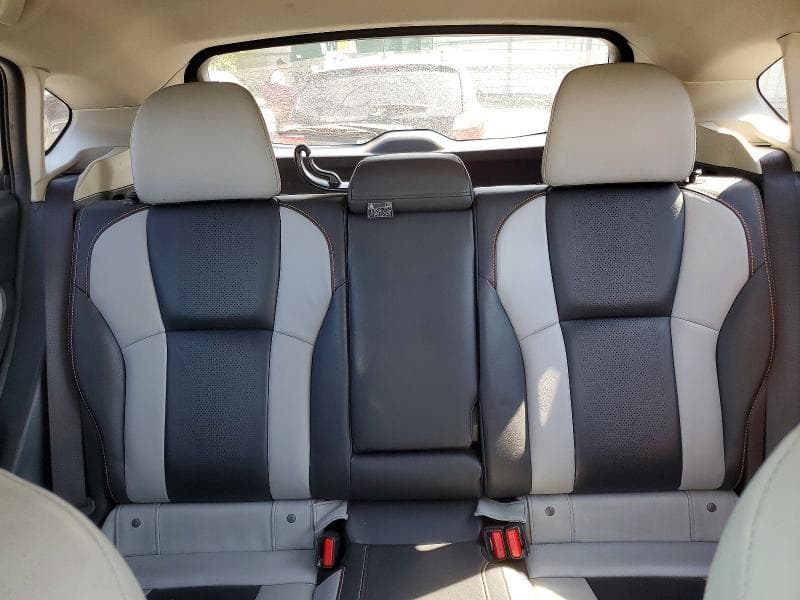 2019 SUBARU CROSSTREK LIMITED 10