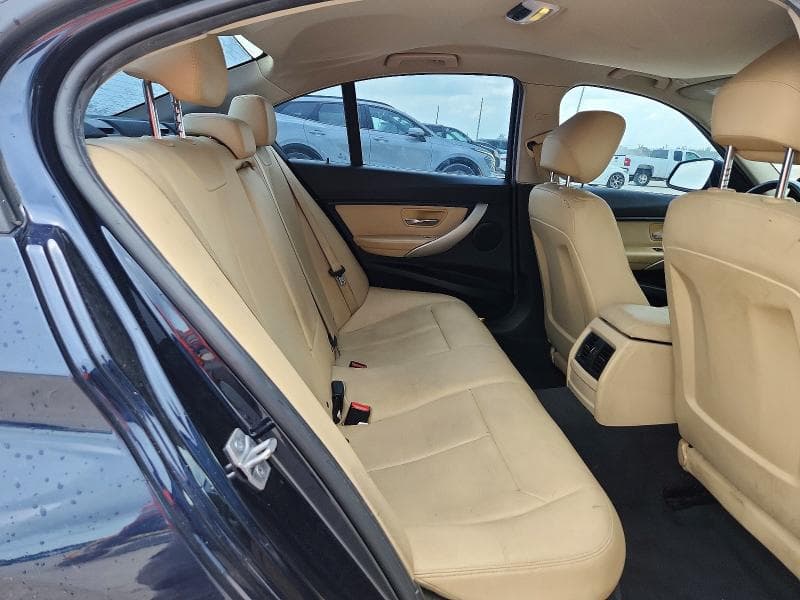 2017 BMW 320 I 10