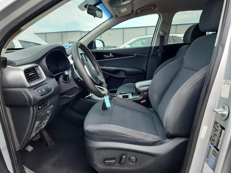 2019 KIA SORENTO LX V6 7