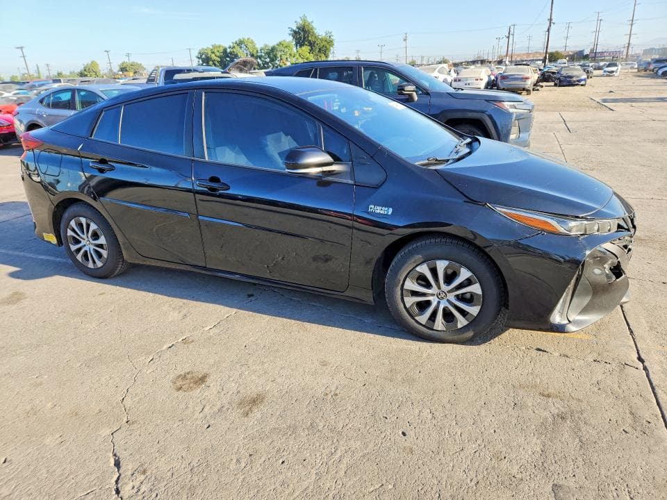 2022 TOYOTA PRIUS PRIME LE 4