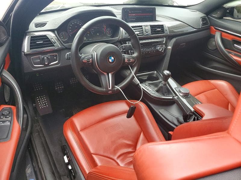 2019 BMW M4 8