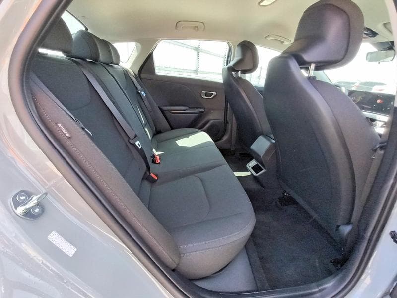 2026 KIA K4 LXS 10
