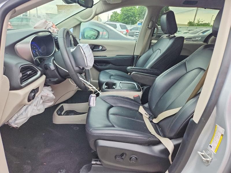 2024 CHRYSLER PACIFICA TOURING L 7