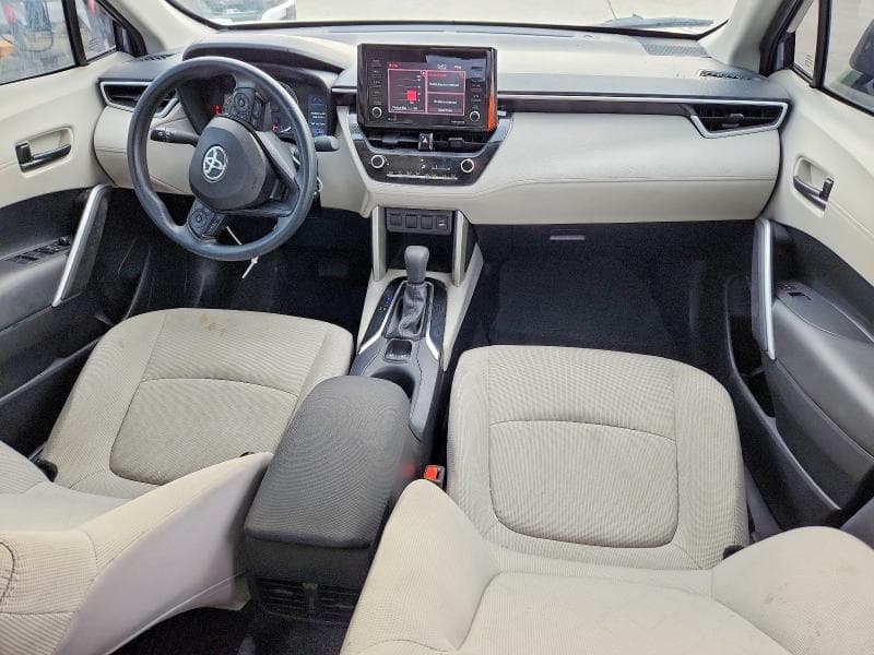 2022 TOYOTA COROLLA CROSS L 8