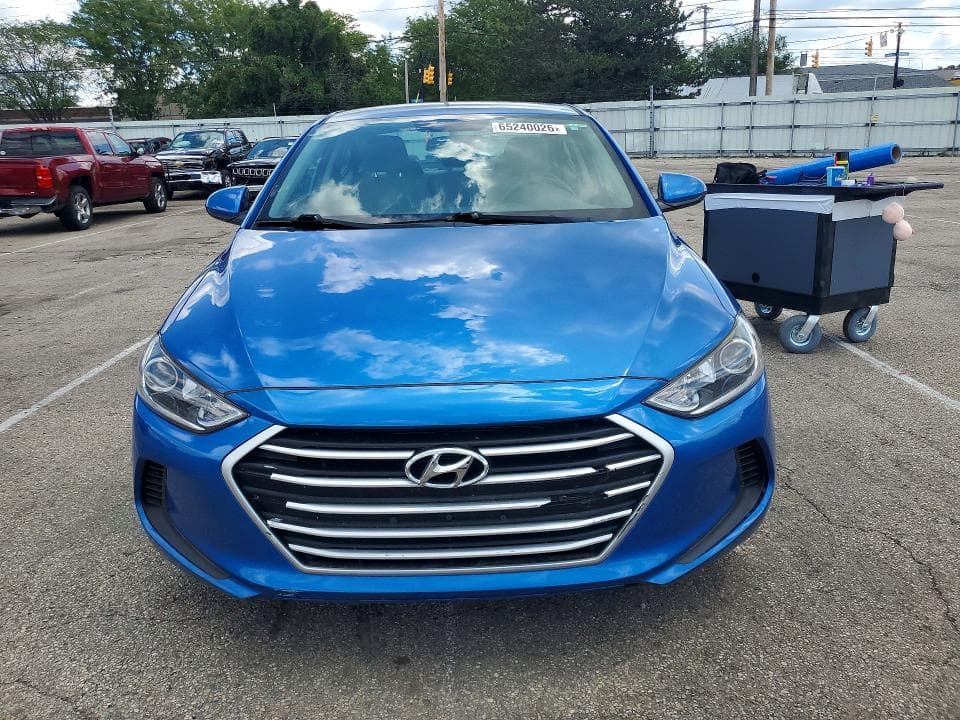 2017 HYUNDAI ELANTRA SE 5