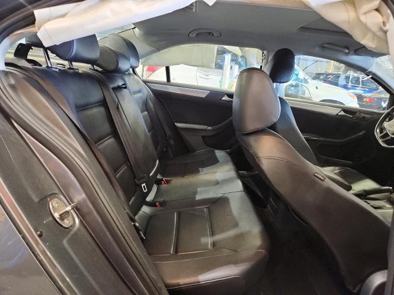 2017 VOLKSWAGEN JETTA SE 10