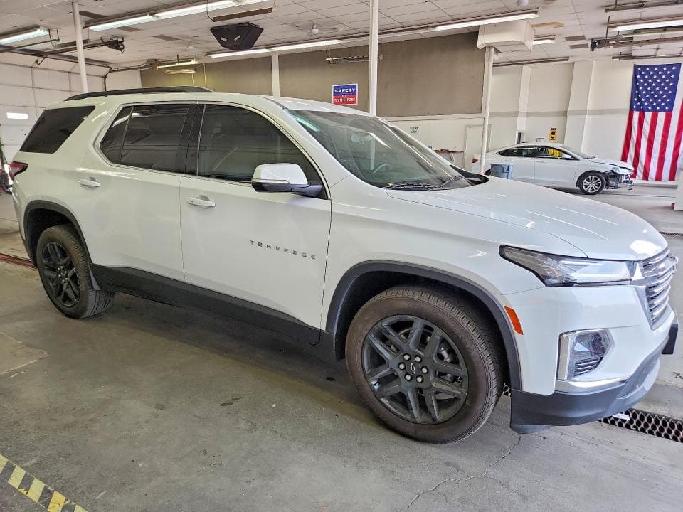 2023 CHEVROLET TRAVERSE LT 4