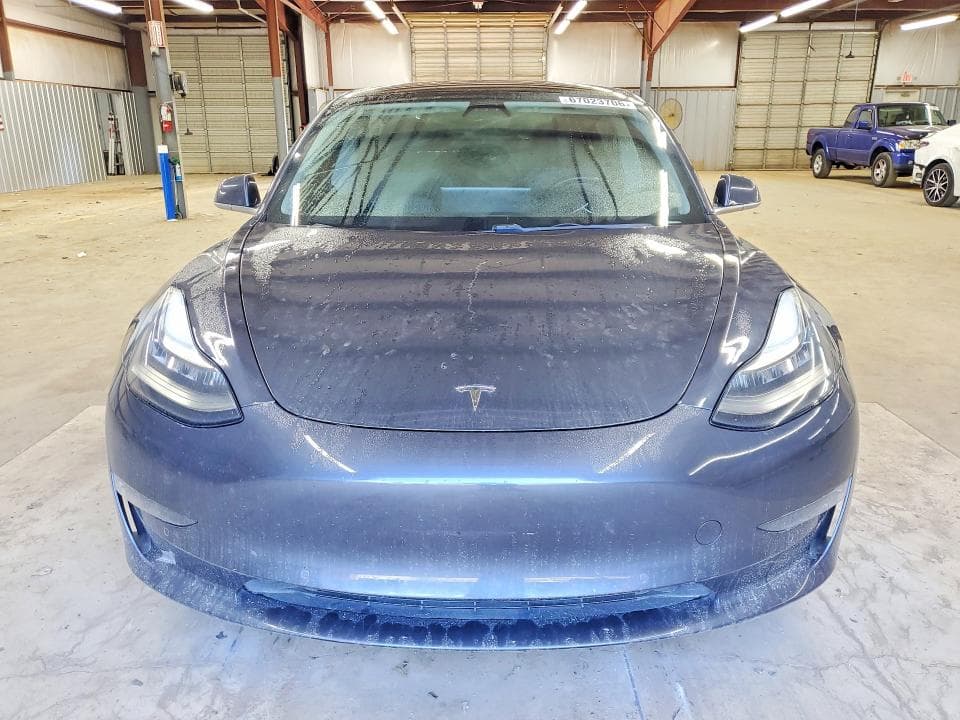 2018 TESLA MODEL 3 5