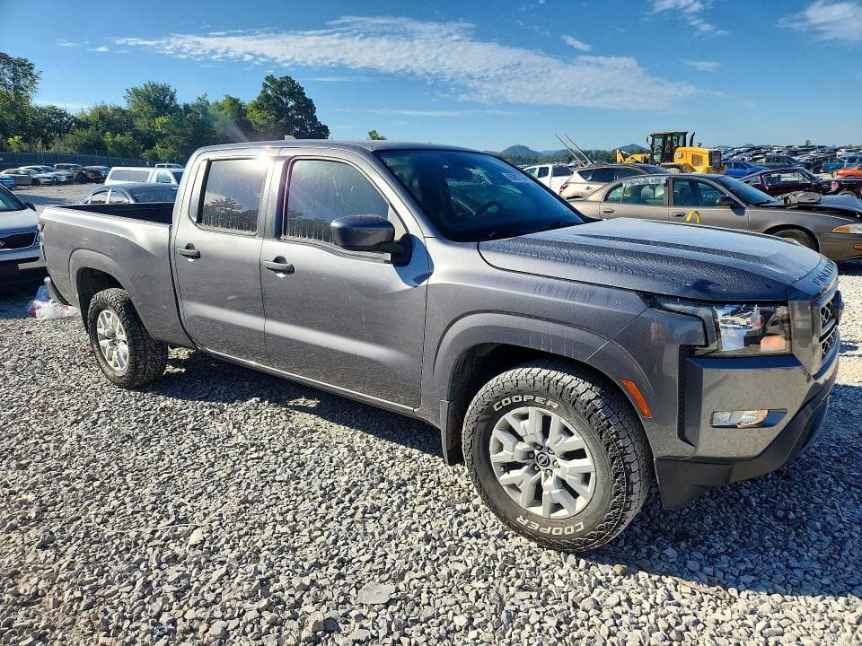 2022 NISSAN FRONTIER SV 4