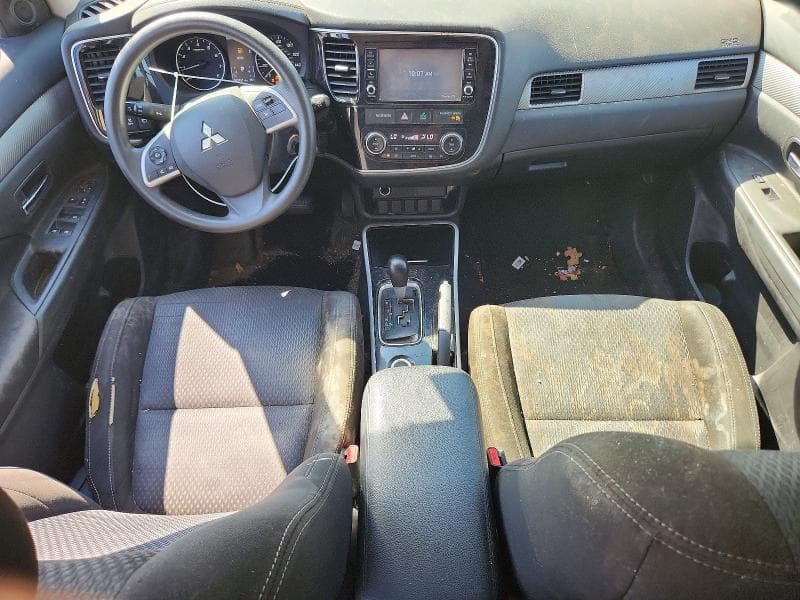 2018 MITSUBISHI OUTLANDER SE 8