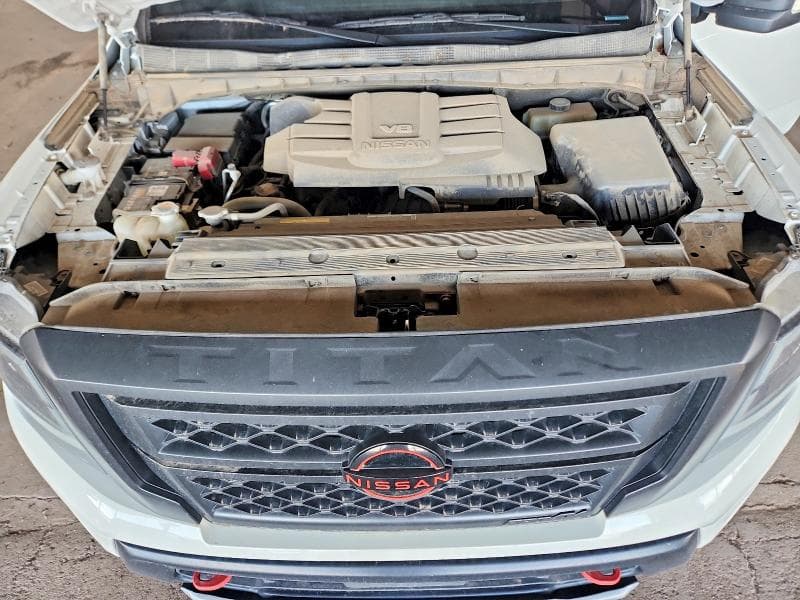 2024 NISSAN TITAN PRO-4X 11