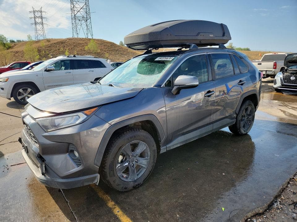 2020 TOYOTA RAV4 XLE - 1