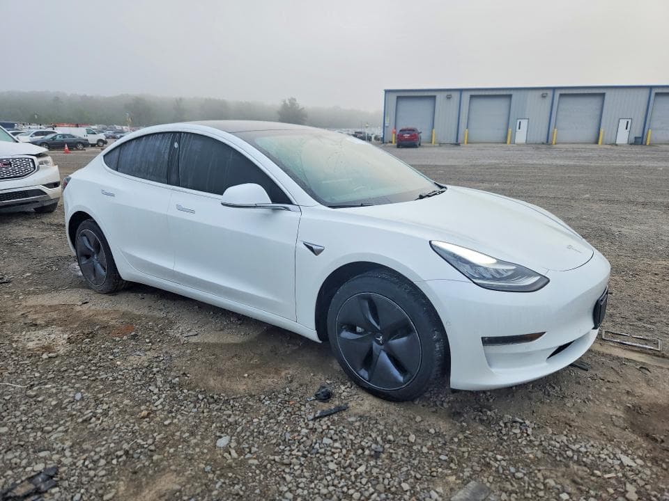 2019 TESLA MODEL 3 4