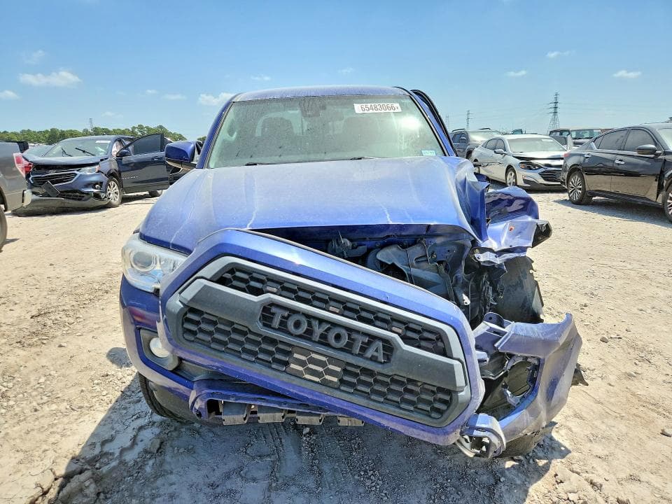 2022 TOYOTA TACOMA SR5 V6 5