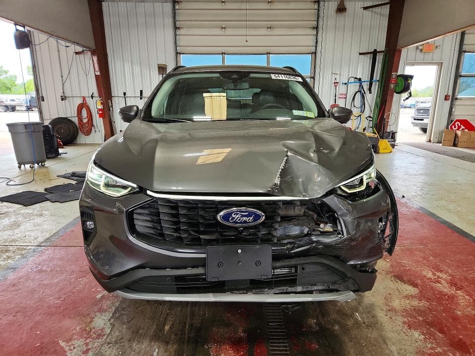 2024 FORD ESCAPE PLATINUM 5