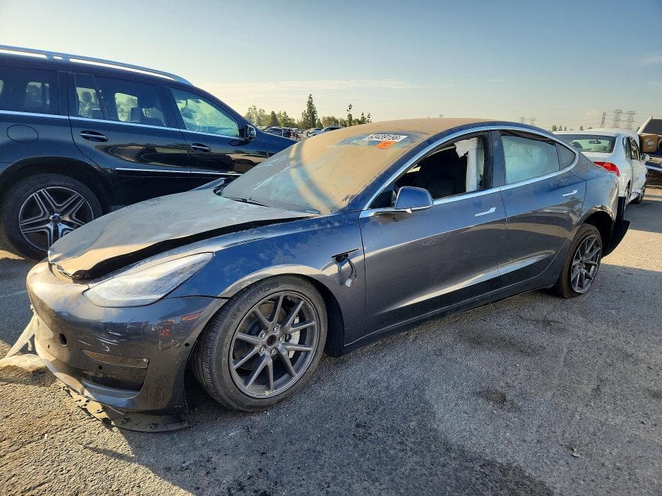 2018 TESLA MODEL 3