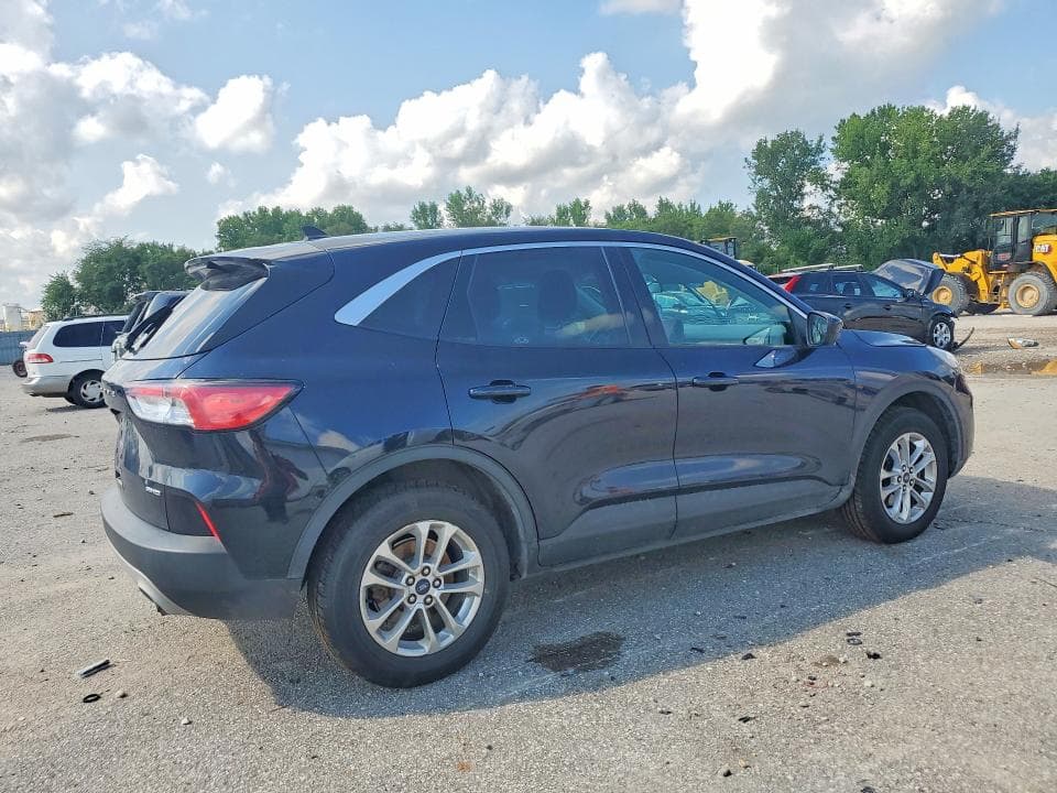 2021 FORD ESCAPE SE 3