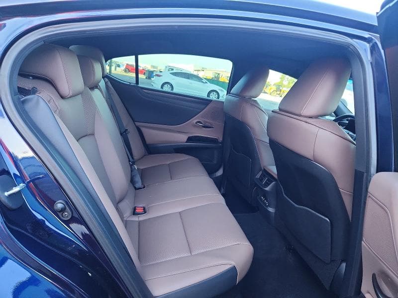 2025 LEXUS ES 300H BASE 10