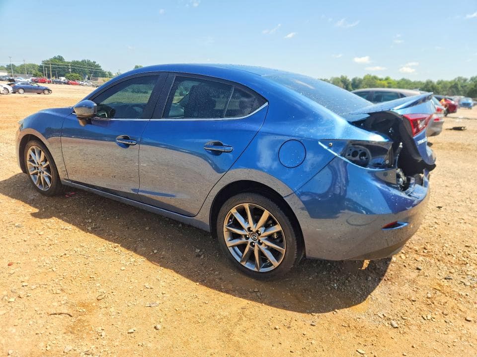 2018 MAZDA 3 TOURING 2