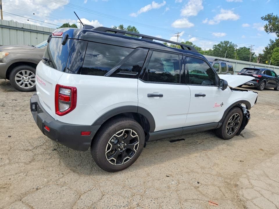 2026 FORD BRONCO SPORT OUTER BANKS 3