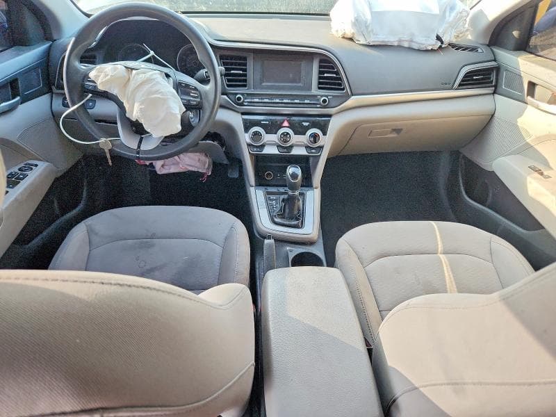 2019 HYUNDAI ELANTRA SE 8