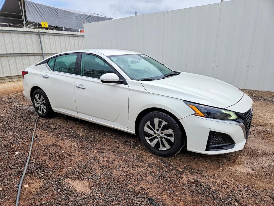 2023 NISSAN ALTIMA S 4
