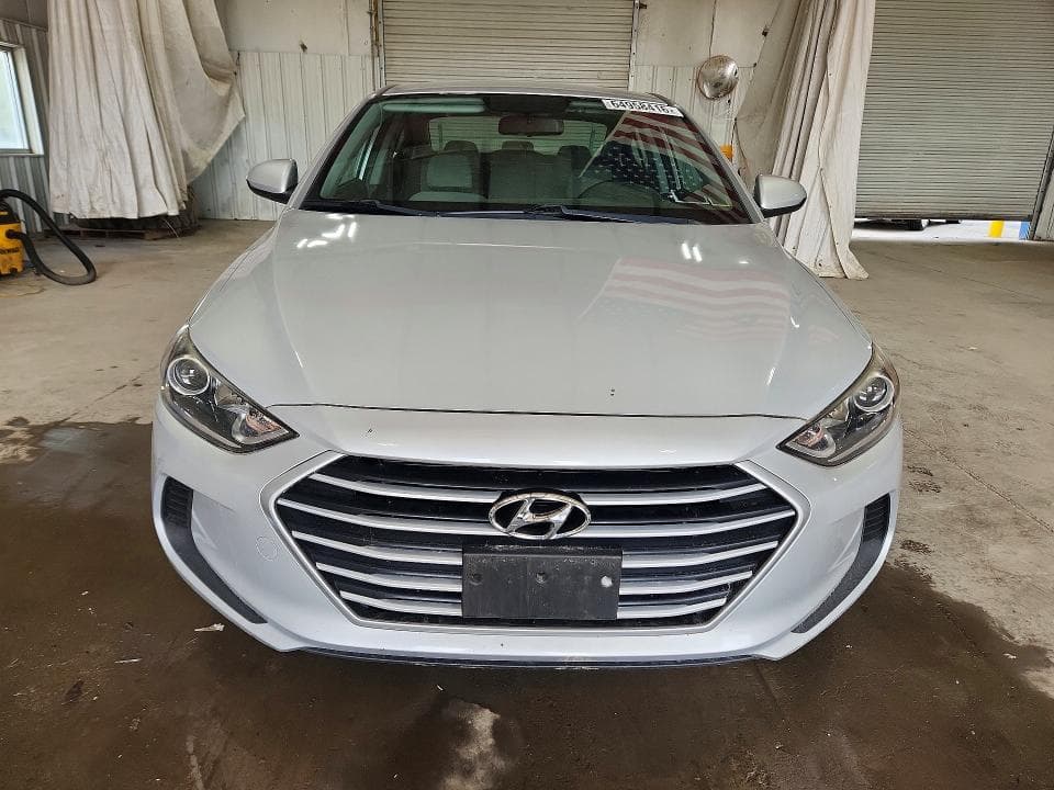 2017 HYUNDAI ELANTRA SE 5