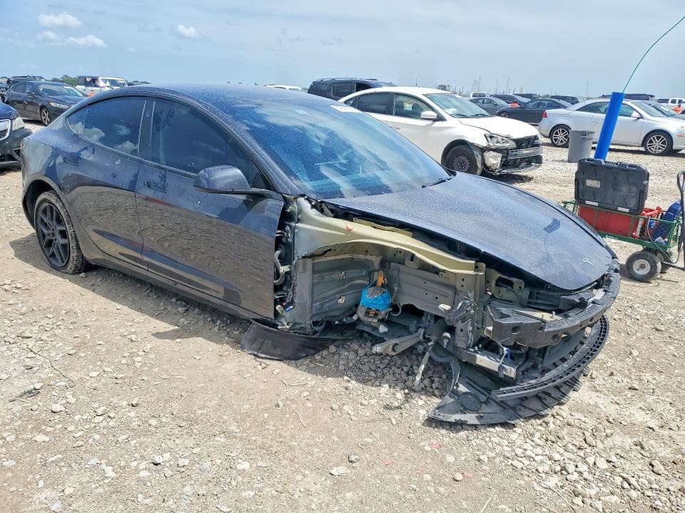 2024 TESLA MODEL 3 4