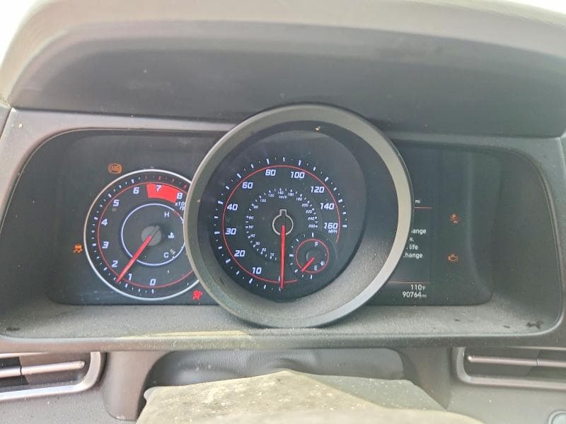 2023 HYUNDAI ELANTRA SEL 9