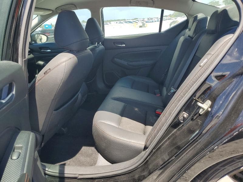 2021 NISSAN ALTIMA SR 10