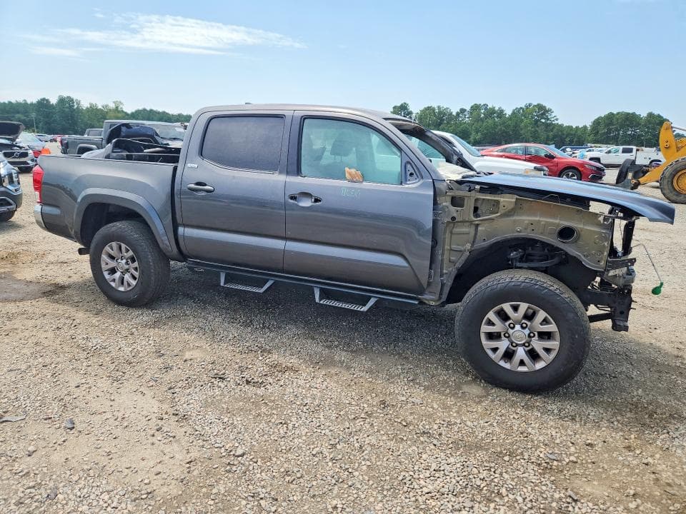 2017 TOYOTA TACOMA SR5 V6 4
