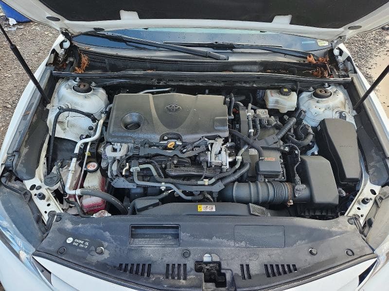 2020 TOYOTA CAMRY LE 11
