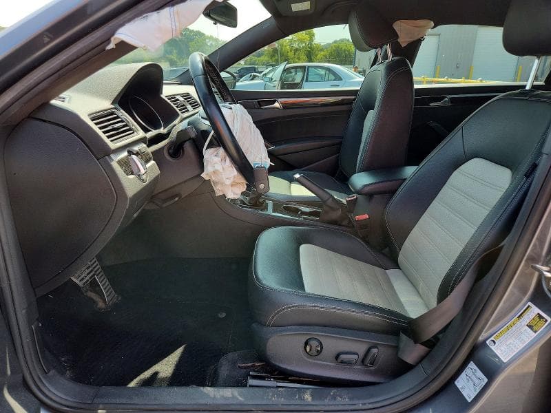 2018 VOLKSWAGEN PASSAT GT 7