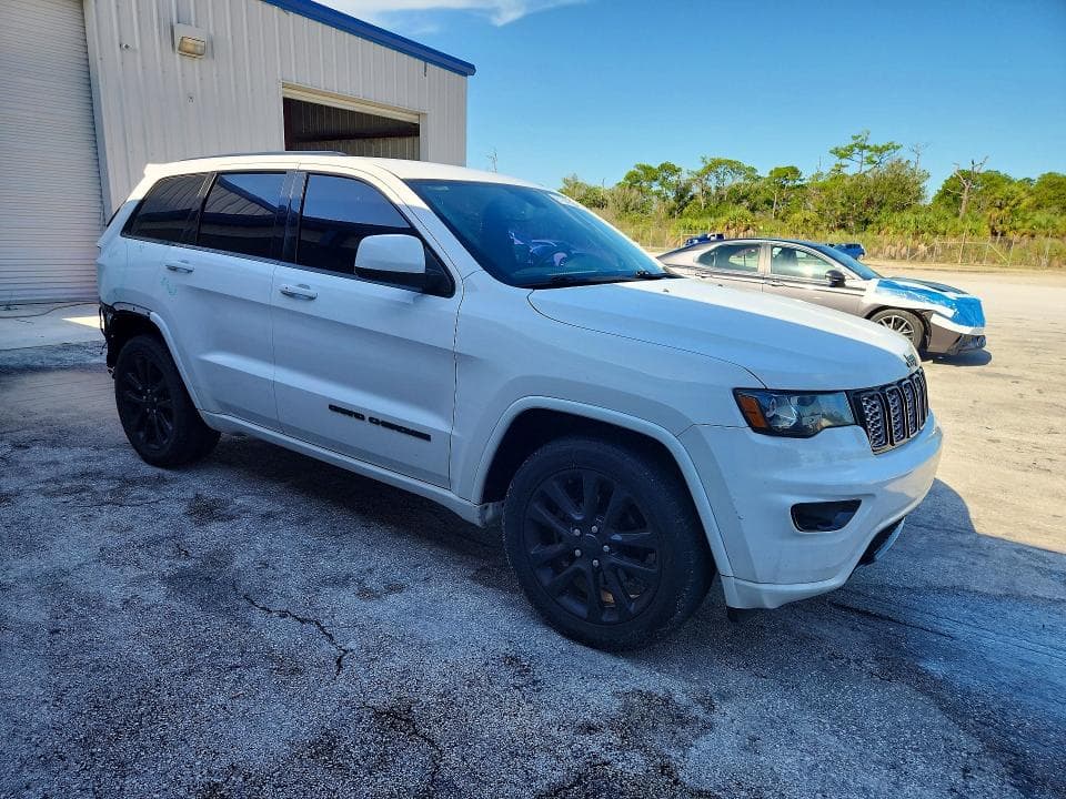 2018 JEEP GRAND CHEROKEE LAREDO 4