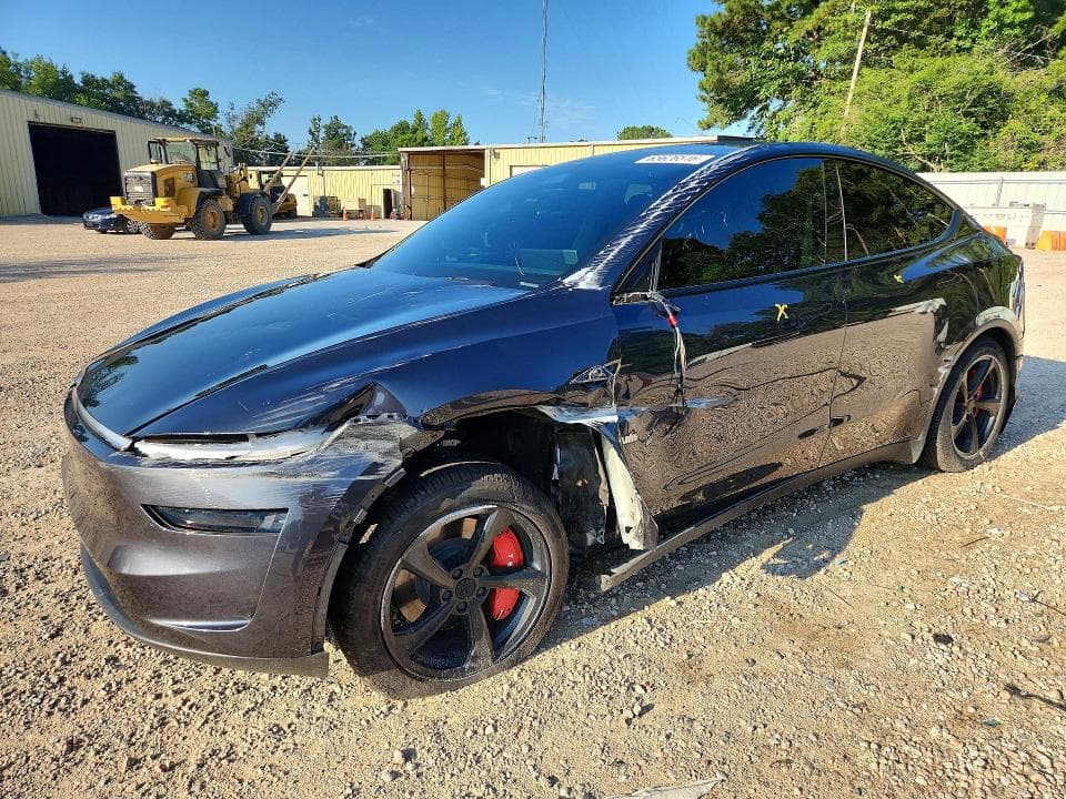 2026 TESLA MODEL Y - 1