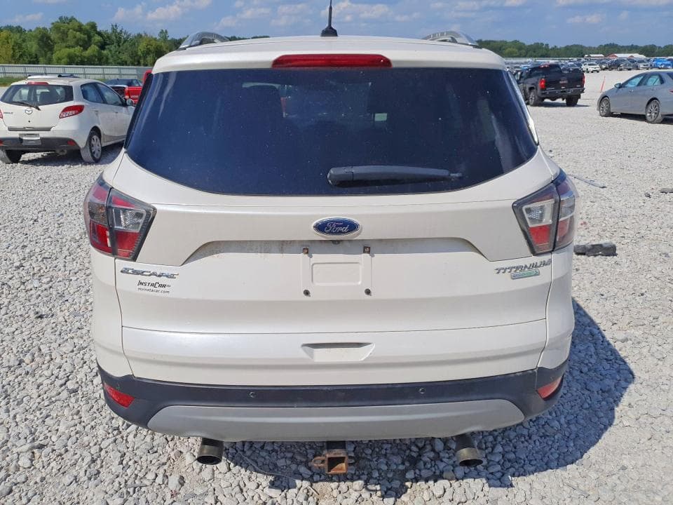2017 FORD ESCAPE TITANIUM 6