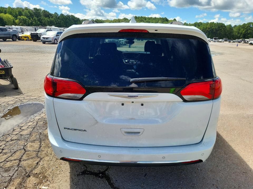 2017 CHRYSLER PACIFICA TOURING L 6