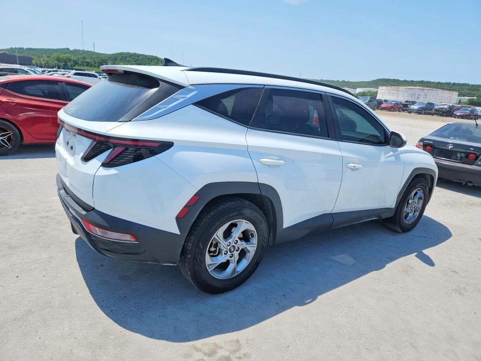 2022 HYUNDAI TUCSON SEL 3